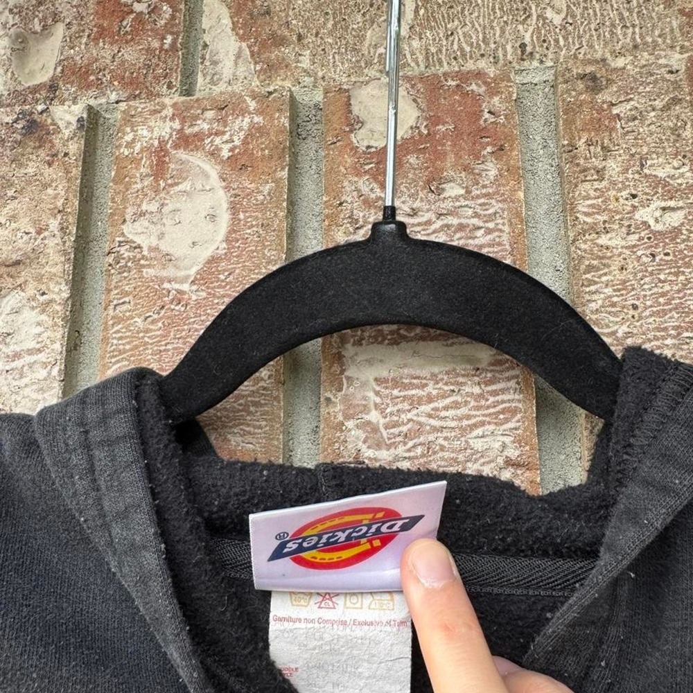 BLACK DICKIES MENDED PULLOVER GRAPHIC HOODIE - Picture 4 of 5